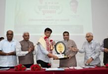राजेंद्र पवार यांचे शेती आणि शेतकरी समर्पित कार्य प्रेरणादायी